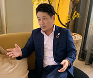 写真:本岡 玲二